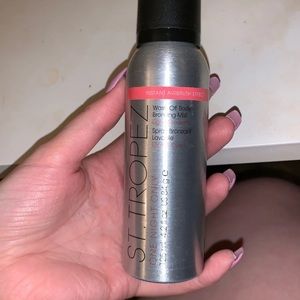 St. Tropez airbrush tanner.